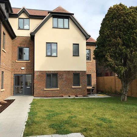 2 Bedroom 2 Bathroom Apartment 8 Including Free Parking Bromley kerület Kültér fotó